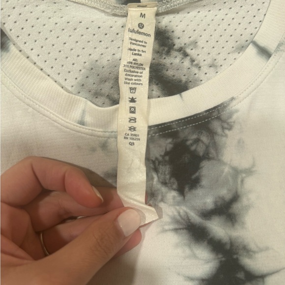 Lululemon Train to Be Tank *Shibori Deep Coal - Picture 6 of 7